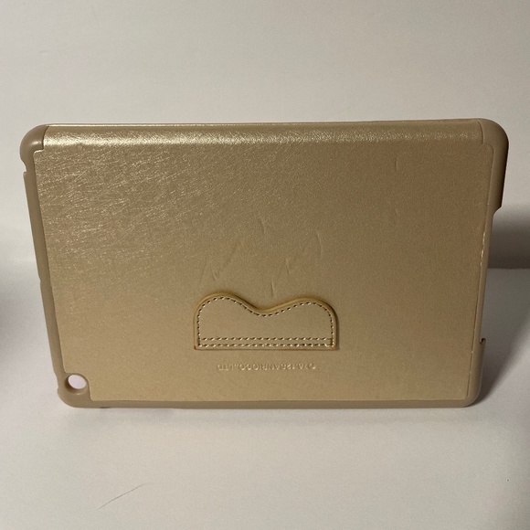 🍀 Hello Kitty Leather Case for iPad Mini - Light Gold Generation 1/2/3 NEW 🍀 - Picture 6 of 7